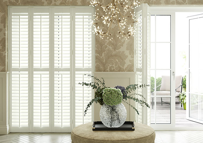 Bromley, Paper White - Full Height Plantation Shutter - Image 3
